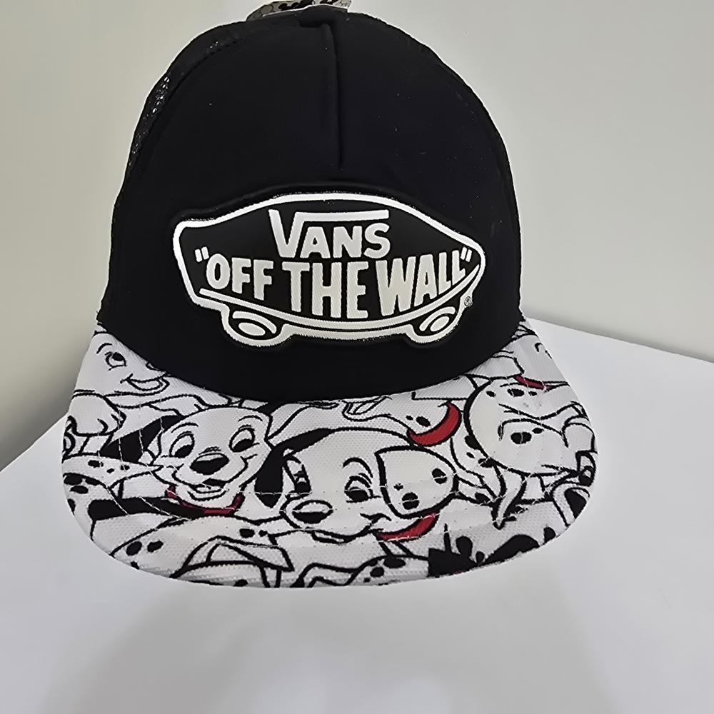 nwt VANS Disney 101 Dalmatians Trucker Hat Snapback Cap Adjustable Rare‎ Unisex
